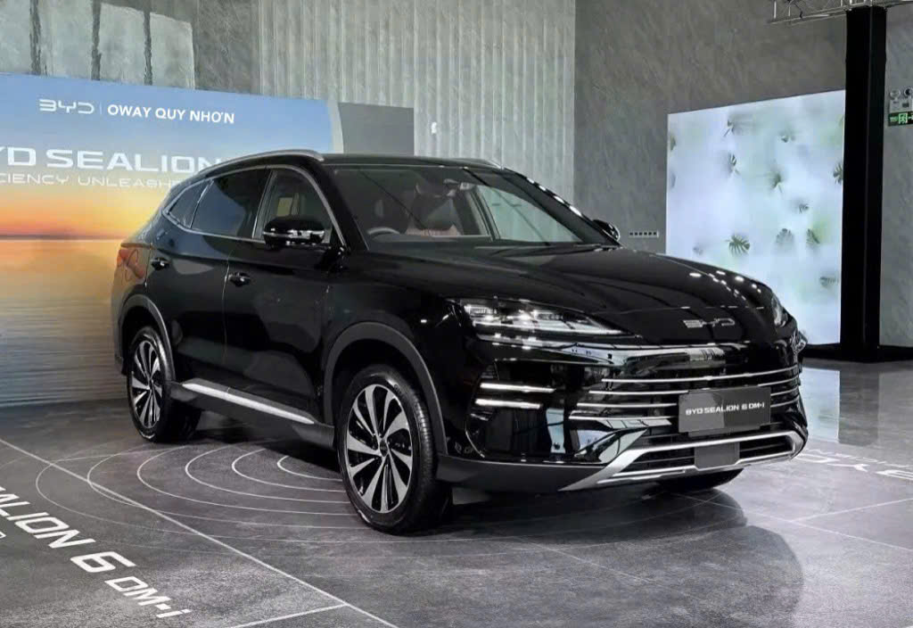 BYD Sealion 6 DM-i có thể chạy gần 120 km mà không cần dùng động cơ xăng